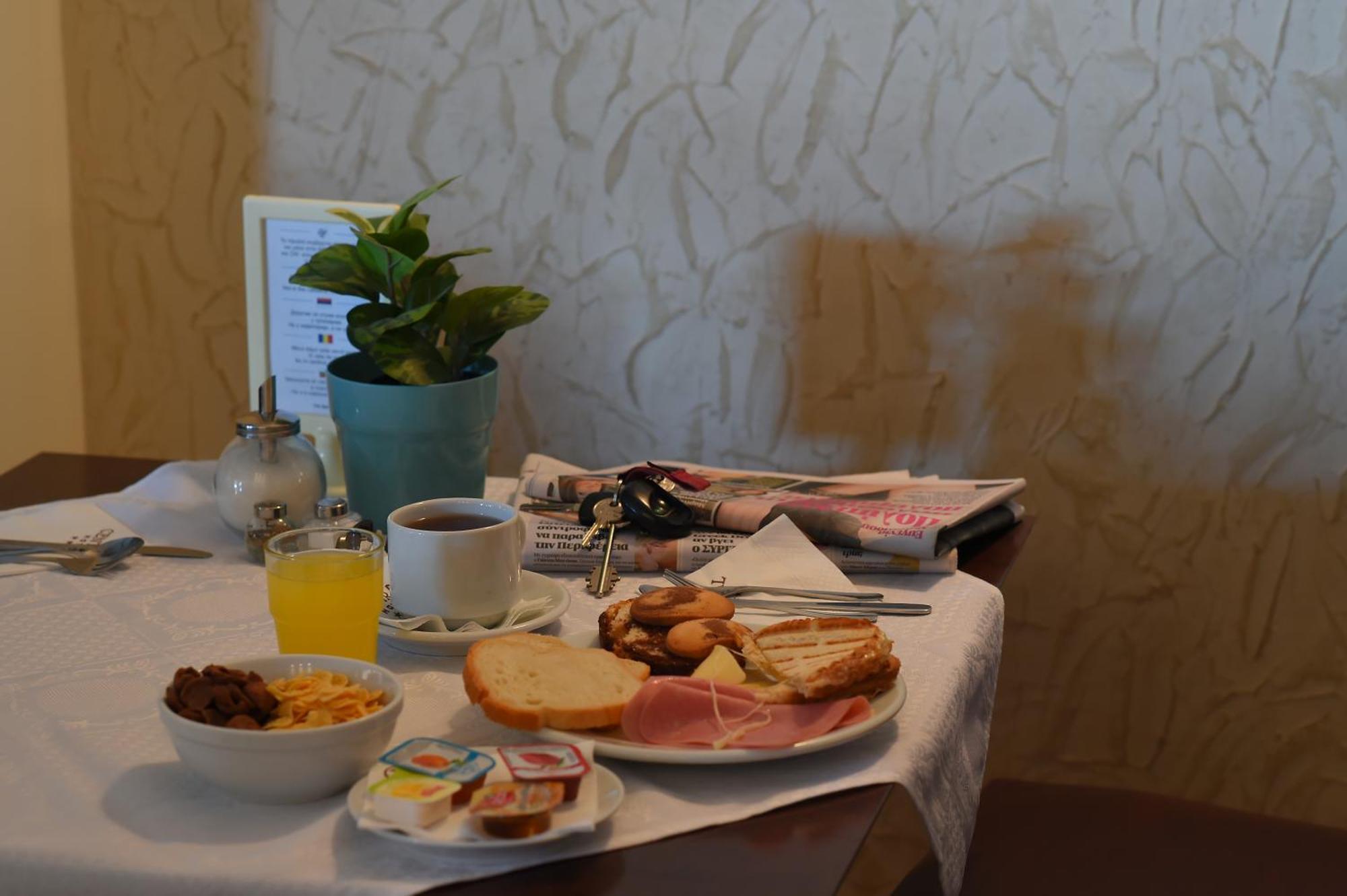 Central Hotel Paralía Dış mekan fotoğraf
