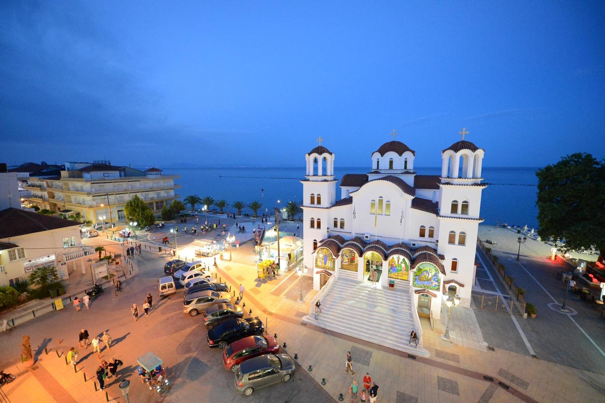 Central Hotel Paralía Dış mekan fotoğraf